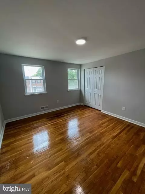 624 Markham Rd, Baltimore, MD 21229 photo 9
