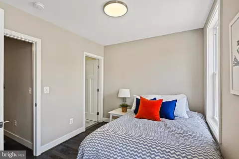 1107 W 40th St, Baltimore, MD 21211 photo 21