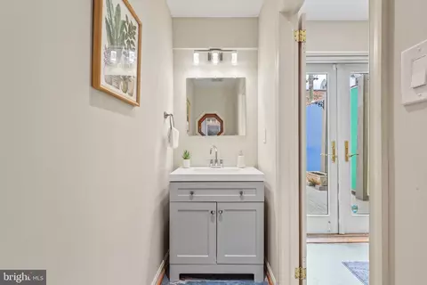 202 E Montgomery St, Baltimore, MD 21230 photo 30