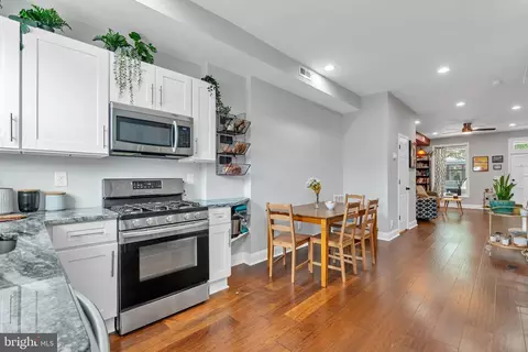 327 Whitridge Ave, Baltimore, MD 21218