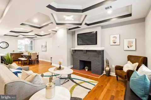 615 N Augusta Ave, Baltimore, MD 21229