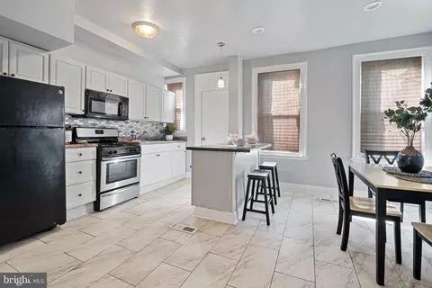 2725 Baker St, Baltimore, MD 21216 photo 4