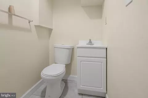 2725 Baker St, Baltimore, MD 21216 photo 12