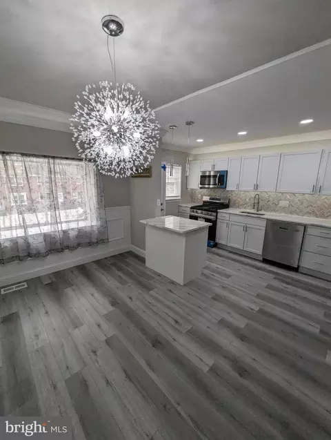 2011 E Belvedere Ave, Baltimore, MD 21239 photo 6