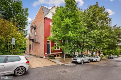 1219 John St, Baltimore, MD 21217