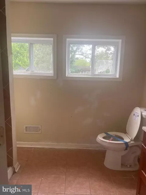 3009 Wayne, Baltimore, MD 21207 photo 6