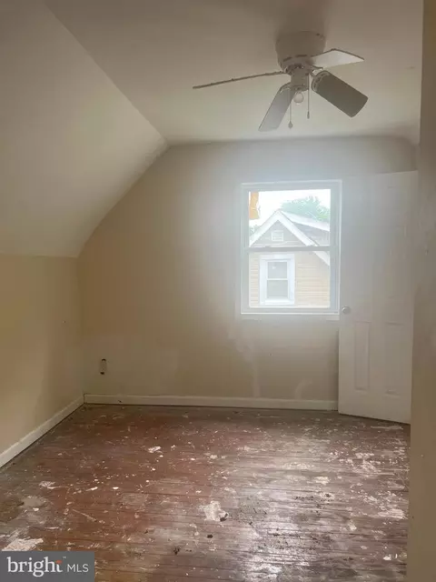 3009 Wayne, Baltimore, MD 21207 photo 5
