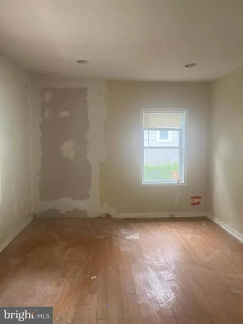 3009 Wayne, Baltimore, MD 21207 photo 2