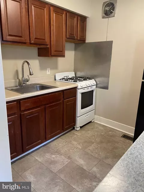 6101 Macbeth Dr, Baltimore, MD 21239 photo 38