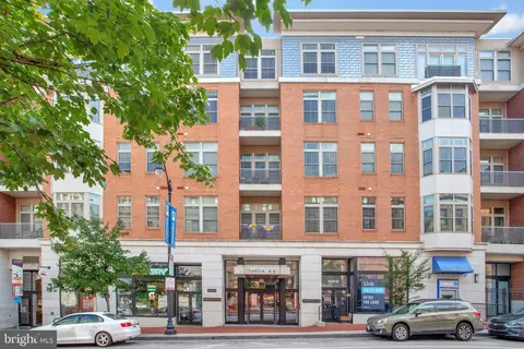 1209 N Charles St #421, Baltimore, MD 21201