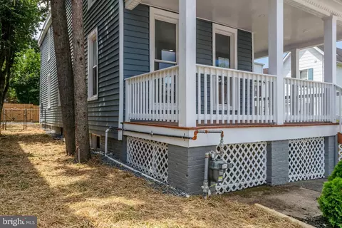 601 E 38th St, Baltimore, MD 21218 photo 5