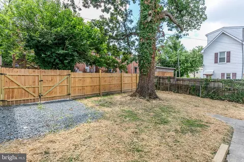 601 E 38th St, Baltimore, MD 21218 photo 42