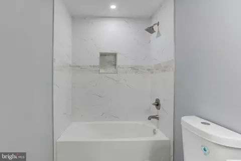 601 E 38th St, Baltimore, MD 21218 photo 30