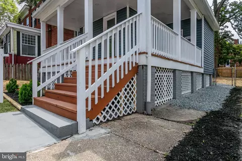 601 E 38th St, Baltimore, MD 21218 photo 3