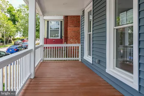 601 E 38th St, Baltimore, MD 21218 photo 8