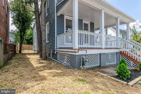 601 E 38th St, Baltimore, MD 21218 photo 4