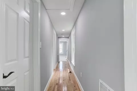 601 E 38th St, Baltimore, MD 21218 photo 31