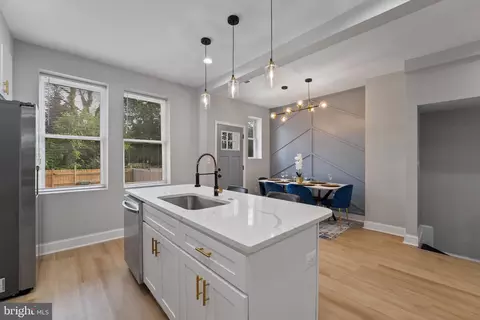 655 Dumbarton Ave, Baltimore, MD 21218 photo 8