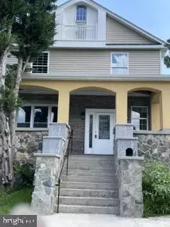 2812 Gibbons Ave, Baltimore, MD 21214