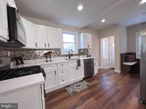 3505 Dennlyn Rd, Baltimore, MD 21215 photo 13
