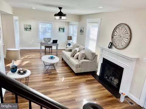 3505 Dennlyn Rd, Baltimore, MD 21215 photo 9