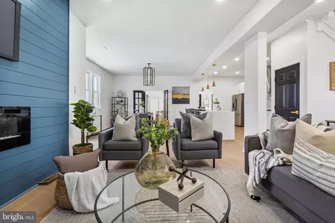 4211 Springdale, Baltimore, MD 21207 photo 6
