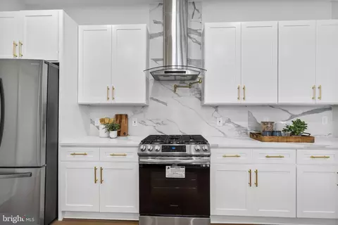 4211 Springdale, Baltimore, MD 21207 photo 15