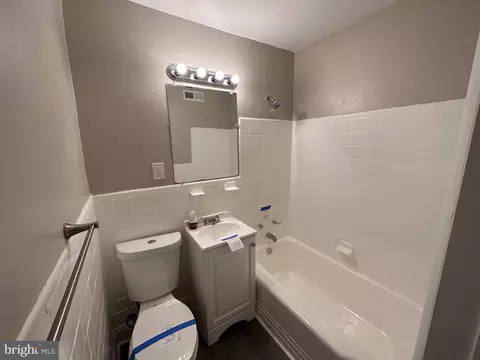 4047 Cedardale Rd, Baltimore, MD 21215 photo 14