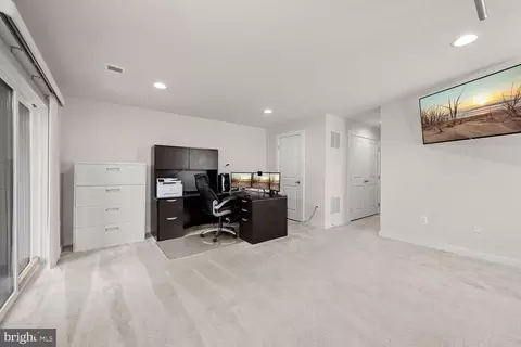 4200 Skyview, Baltimore, MD 21211 photo 4