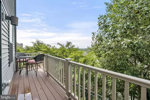4200 Skyview, Baltimore, MD 21211 photo 23