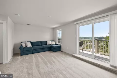4200 Skyview, Baltimore, MD 21211 photo 35