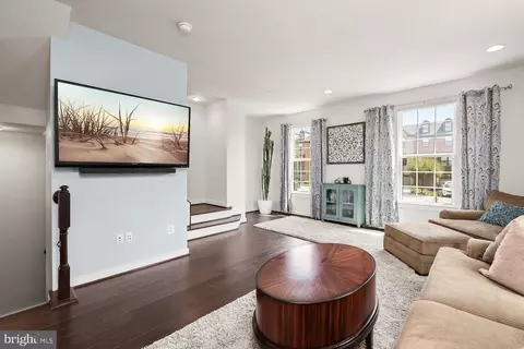 4200 Skyview, Baltimore, MD 21211 photo 8