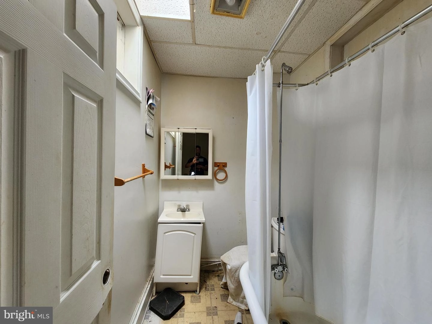 1526 E 28th St, Baltimore, MD 21218 photo 9