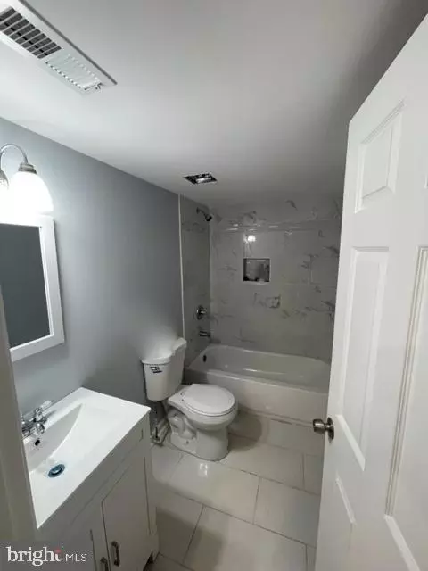 4702 Catalpha Rd, Baltimore, MD 21214 photo 34