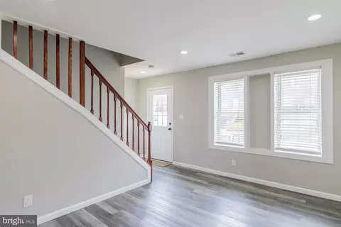 820 E Jeffrey St, Brooklyn, MD 21225 photo 5