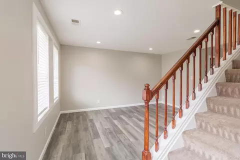 820 E Jeffrey St, Brooklyn, MD 21225 photo 3