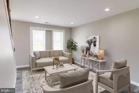 820 E Jeffrey St, Brooklyn, MD 21225