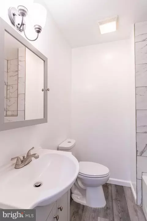 820 E Jeffrey St, Brooklyn, MD 21225 photo 16