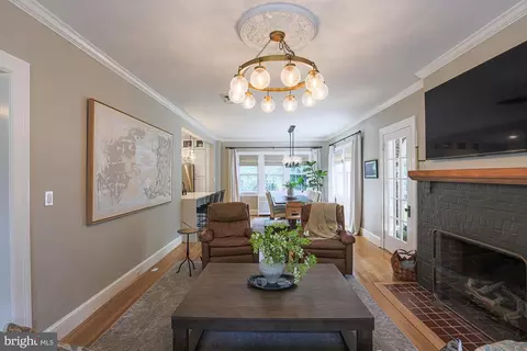 330 Tunbridge Rd, Baltimore, MD 21212 photo 11