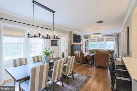330 Tunbridge Rd, Baltimore, MD 21212 photo 14