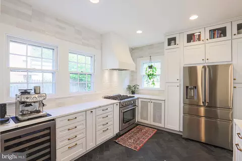 330 Tunbridge Rd, Baltimore, MD 21212 photo 20