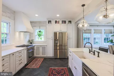 330 Tunbridge Rd, Baltimore, MD 21212 photo 19