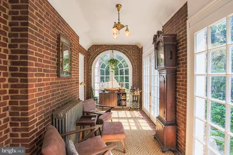 330 Tunbridge Rd, Baltimore, MD 21212 photo 21