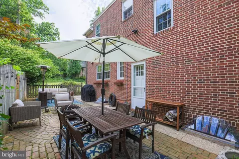 330 Tunbridge Rd, Baltimore, MD 21212 photo 4