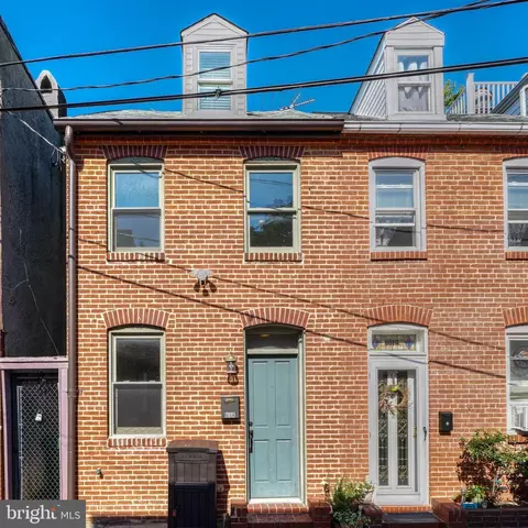 614 S Chapel St, Baltimore, MD 21231