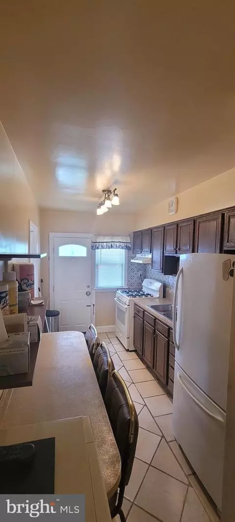 4605 Coleherne Rd, Baltimore, MD 21229 photo 13