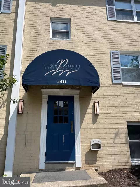4411 Falls Bridge Dr #F, Baltimore, MD 21211