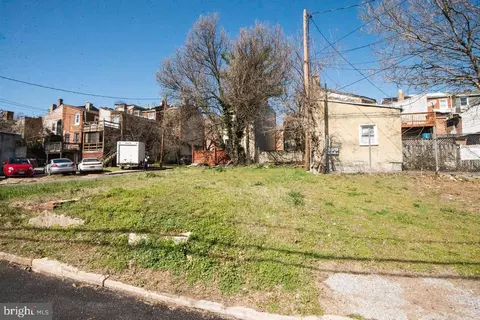 842 Lemmon St, Baltimore, MD 21201 photo 4