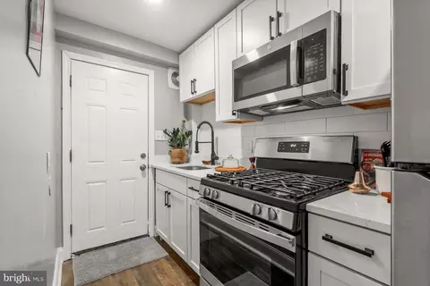 3319 Brendan Ave, Baltimore, MD 21213 photo 4
