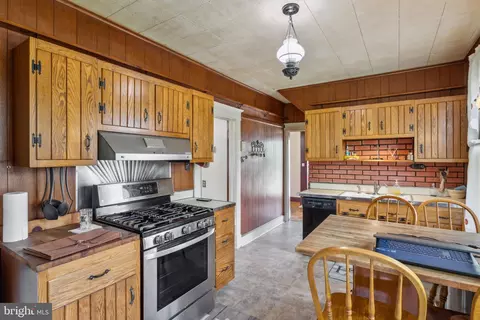 5219 Catalpha Rd, Baltimore, MD 21214 photo 11